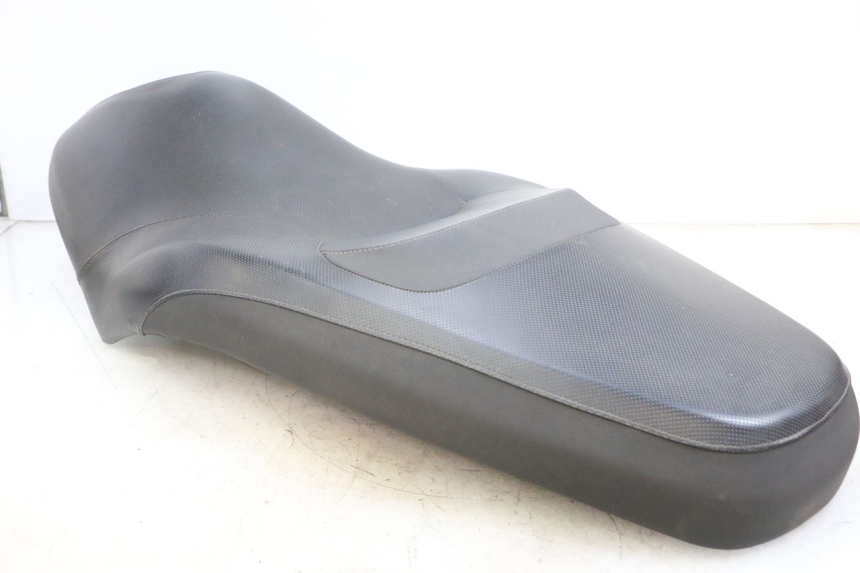 photo de SELLE YAMAHA XMAX X-MAX 125 (2006 - 2009) - État de surface