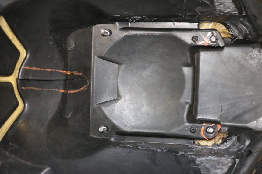 photo de SELLE YAMAHA XMAX X-MAX 125 (2006 - 2009) - Vue principale