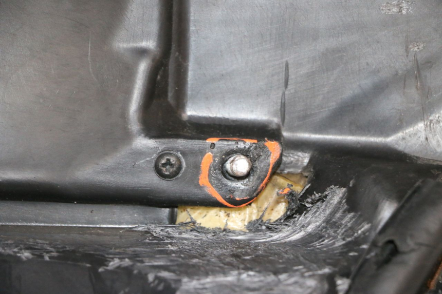 photo de SELLE YAMAHA XMAX X-MAX 125 (2006 - 2009) - Détail de la pièce