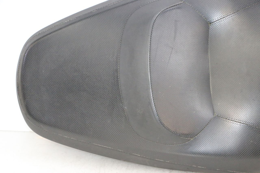 photo de SELLE YAMAHA XMAX X-MAX 125 (2006 - 2009) - Zoom composants
