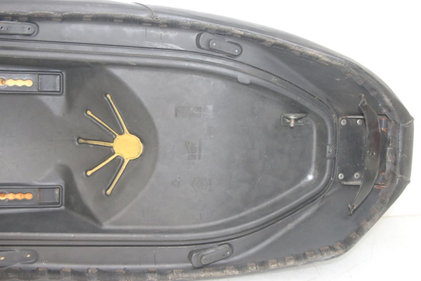 photo de SELLE PIAGGIO X9 125 (2000 - 2003)