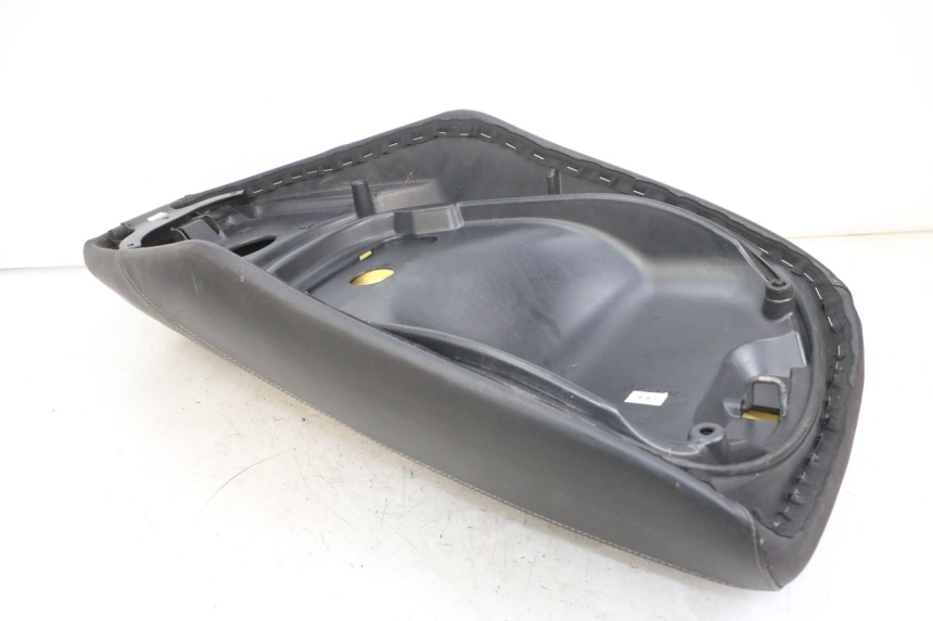 photo de SELLE PIAGGIO XEVO - X EVO 125 (2007 - 2016) - Détail de la pièce