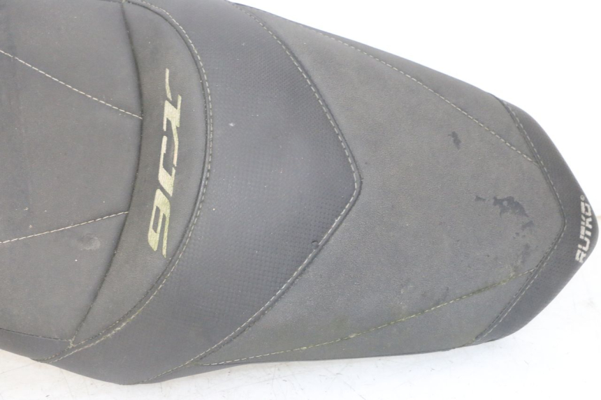 photo de SELLE YAMAHA XJ6 ABS 600 (2008 - 2016)