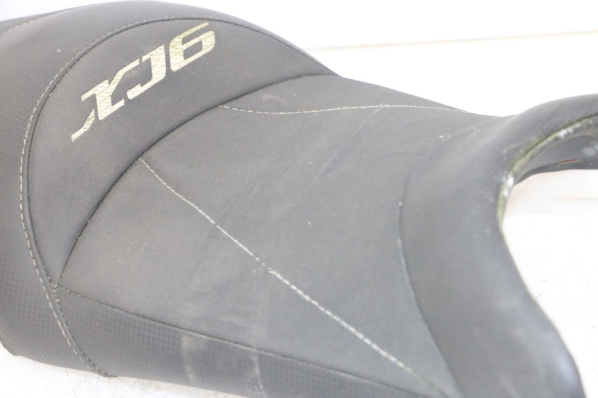 photo de SELLE YAMAHA XJ6 ABS 600 (2008 - 2016)