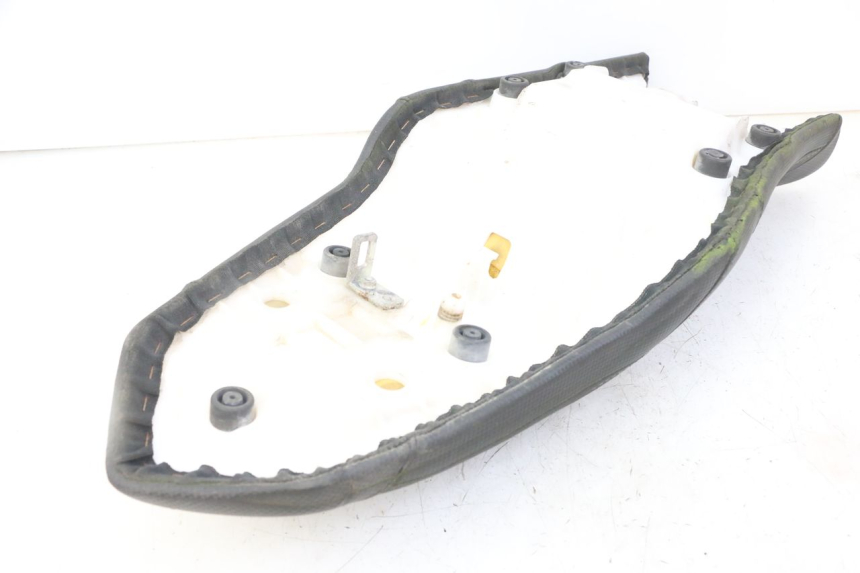 photo de SELLE YAMAHA XJ6 ABS 600 (2008 - 2016)