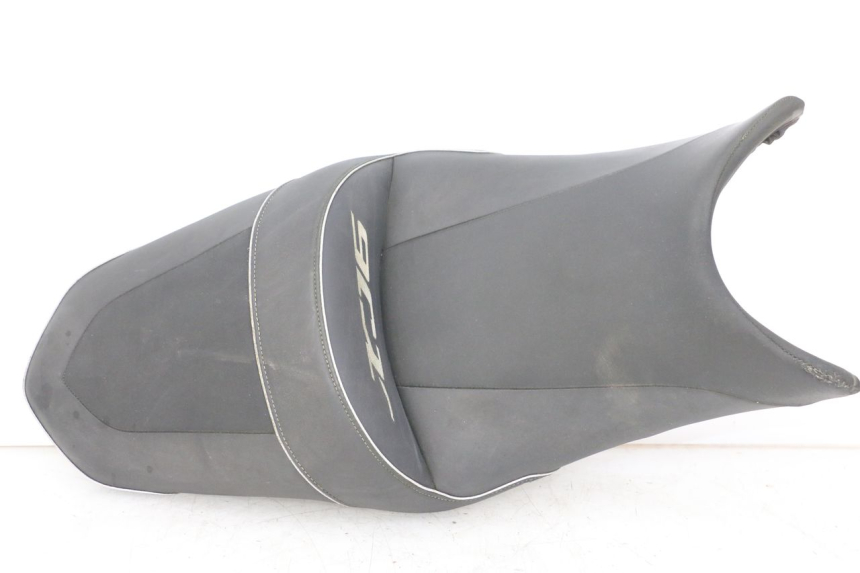 photo de SELLE YAMAHA XJ6 ABS 600 (2008 - 2016)