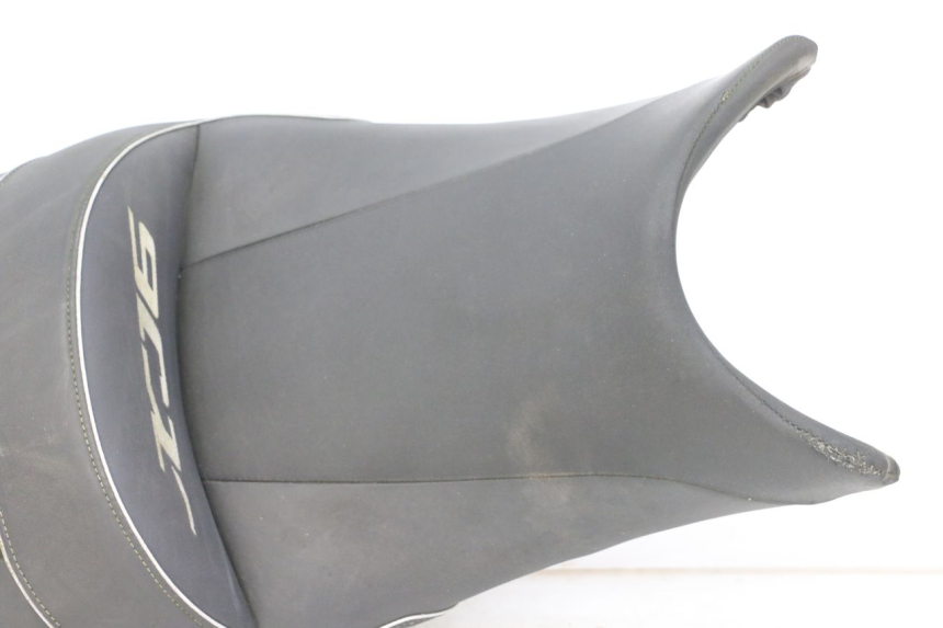 photo de SELLE YAMAHA XJ6 ABS 600 (2008 - 2016)