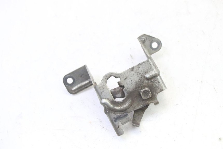 photo de SERRURE SELLE HONDA CBR RR FIREBLADE 900 (1992 - 1994)