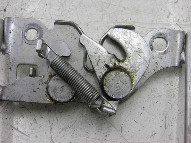 photo de SERRURE SELLE HONDA CBF 125 (2009 - 2015) - Détail de la pièce