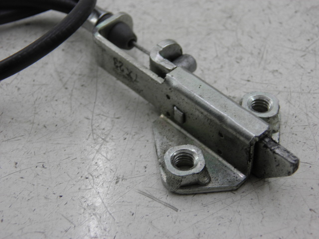 photo de SERRURE SELLE KAWASAKI ER-6 ER6 N 650 (2005 - 2009) - Gros plan technique