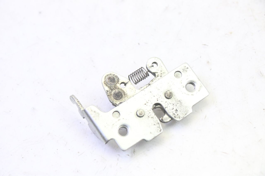 photo de SERRURE SELLE PIAGGIO MP3 125 (2006 - 2014)