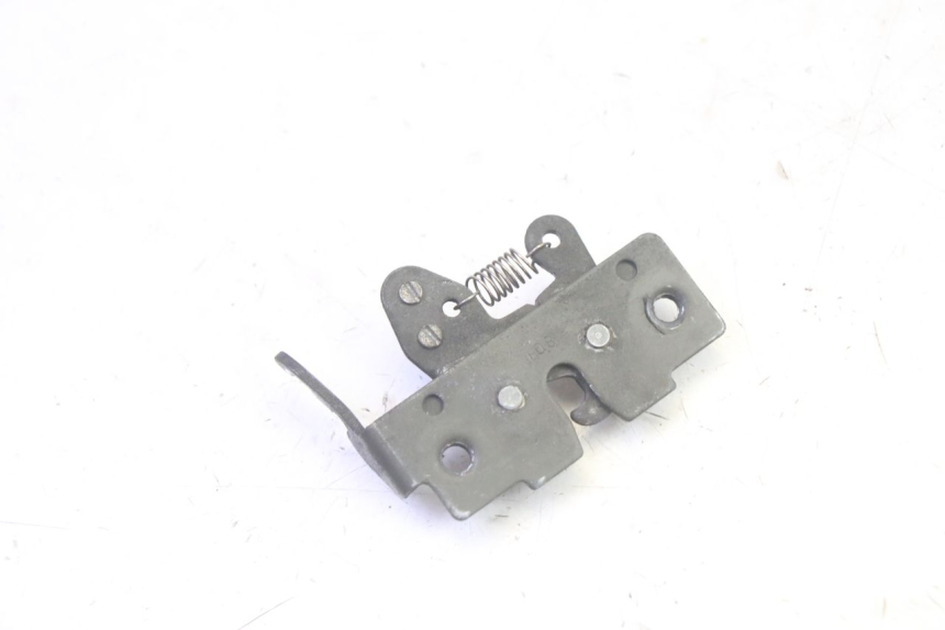 photo de SERRURE SELLE PIAGGIO MP3 RL 250 (2007 - 2010) - Zoom état d’usage