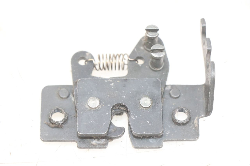 photo de SERRURE SELLE PIAGGIO XEVO - X EVO 125 (2007 - 2016)