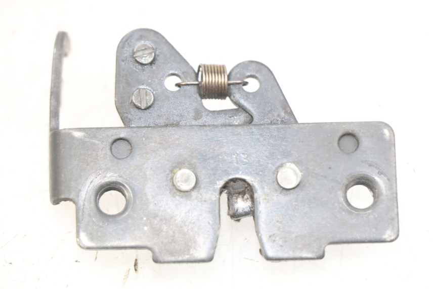 photo de SERRURE SELLE PIAGGIO XEVO - X EVO 125 (2007 - 2016)