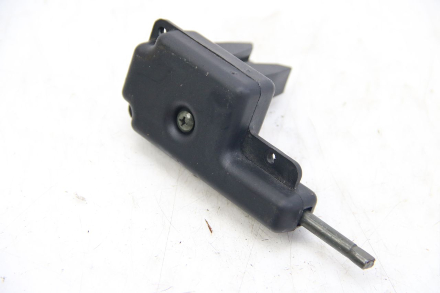 photo de SERRURE SELLE PIAGGIO ZIP 4T 50 (2018 - 2020) - Zoom état d’usage