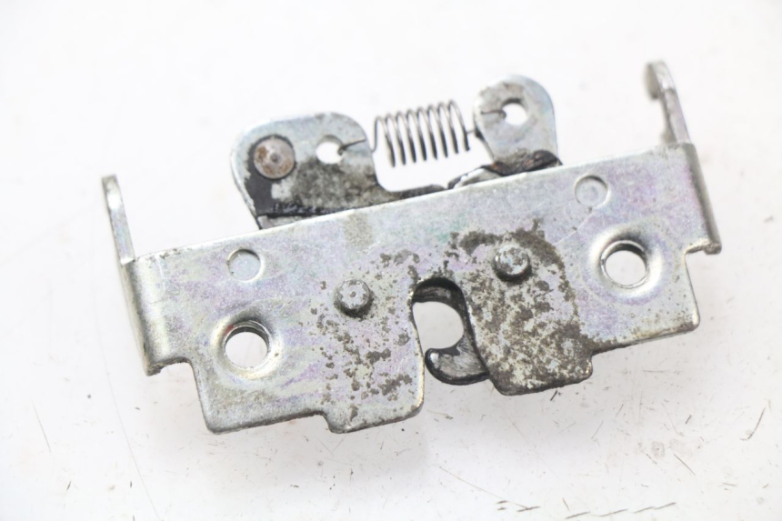 photo de SERRURE DE SELLE SUZUKI BURGMAN 125 (2007 - 2014)