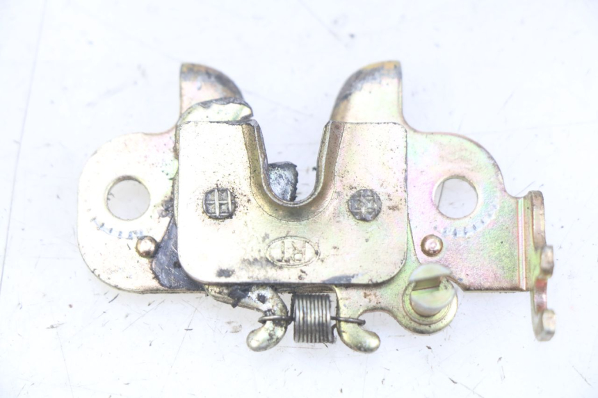 photo de SERRURE DE SELLE PEUGEOT CITYSTAR 2T 50 (2018 - 2021) - Vue principale