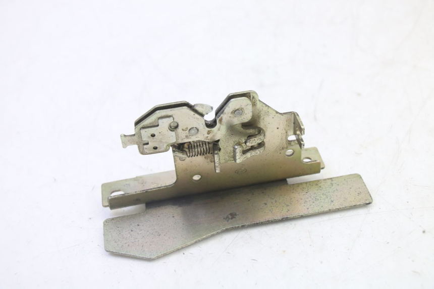 photo de SERRURE DE SELLE KYMCO DINK STREET 125 (2009 - 2014)