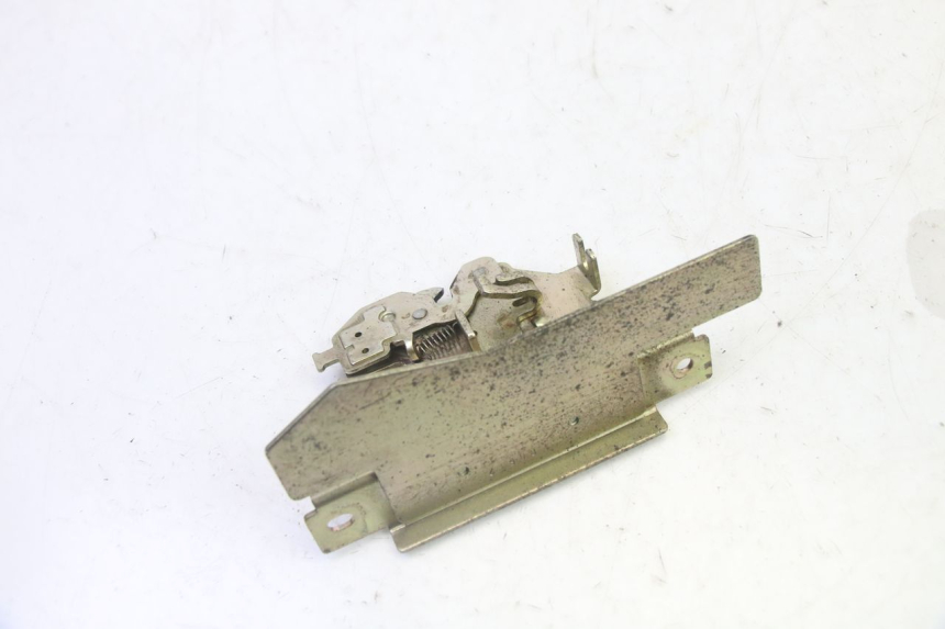 photo de SERRURE DE SELLE KYMCO DINK STREET 125 (2009 - 2014)