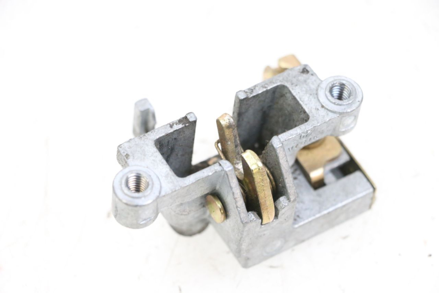 photo de SERRURE DE SELLE SEGWAY NINEBOT E125S 1 (2022 - 2026) - Autre angle de vue