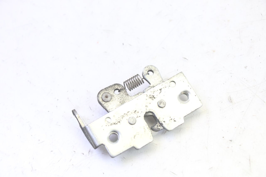 photo de SERRURE DE SELLE HONDA FES S-WING SWING ABS 125 (2007 - 2015)