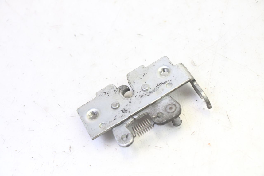 photo de SERRURE DE SELLE HONDA FES S-WING SWING ABS 125 (2007 - 2015)