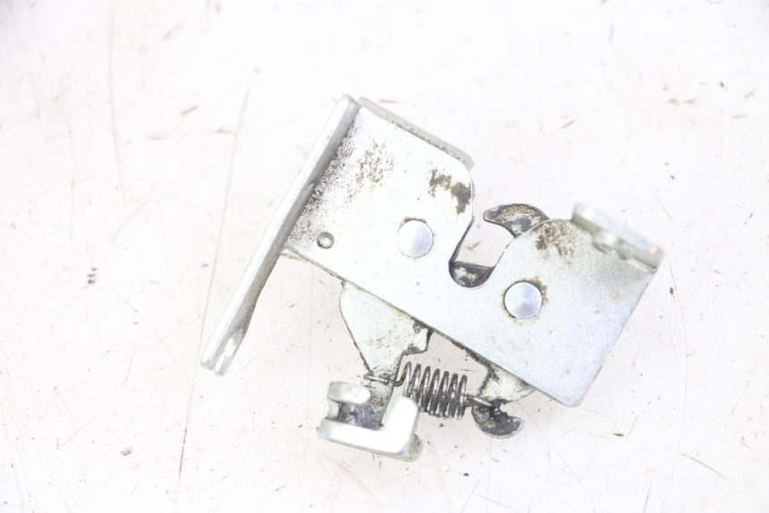 photo de SERRURE DE SELLE VENESI FLY RETRO 4T 50 (2020 - 2025)