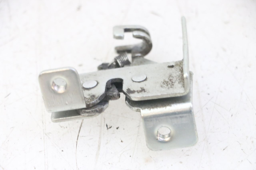 photo de SERRURE DE SELLE VENESI FLY RETRO 4T 50 (2020 - 2025)