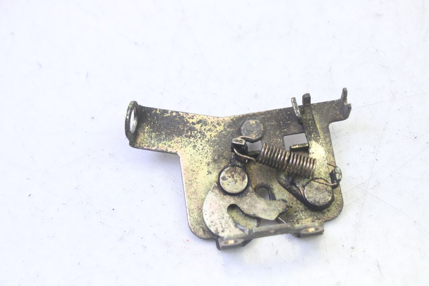 photo de SERRURE DE SELLE KYMCO GRAND DINK 125 (2002 - 2007)