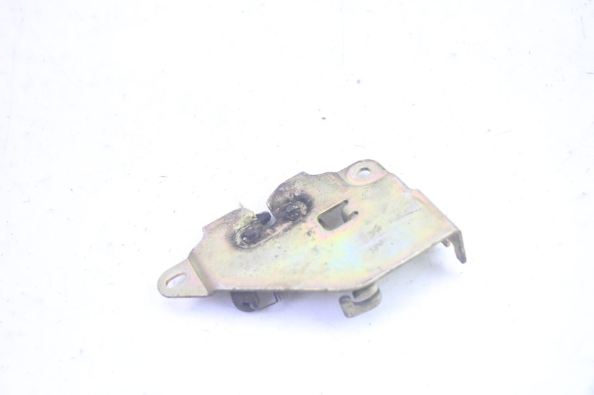 photo de SERRURE DE SELLE SYM GTS EVO 125 (2009 - 2013) - Autre angle de vue