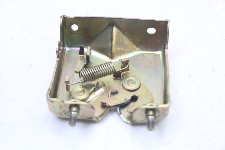 photo de SERRURE DE SELLE HONDA NES AROBASE 125 (2000 - 2003)