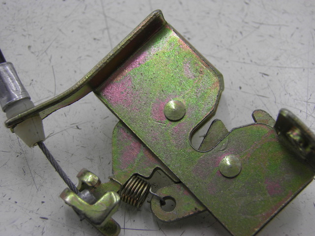 photo de SERRURE DE SELLE JM MOTOR JULIA 50 (2010 - 2014) - Autre angle de vue