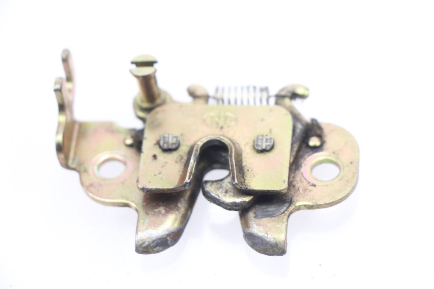 photo de SERRURE DE SELLE PEUGEOT KISBEE 2T 50 (2010 - 2017)