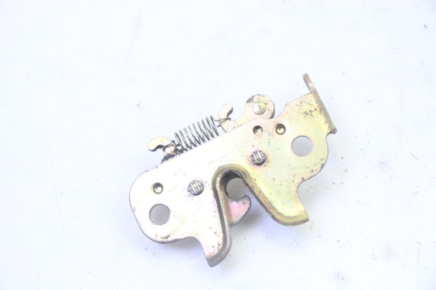 photo de SERRURE DE SELLE PEUGEOT KISBEE 2T 50 (2010 - 2017)