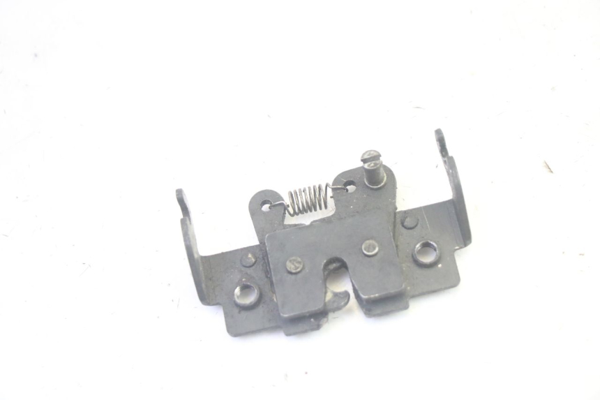 photo de SERRURE DE SELLE PIAGGIO MP3 LT 400 (2007 - 2012) - Vue principale