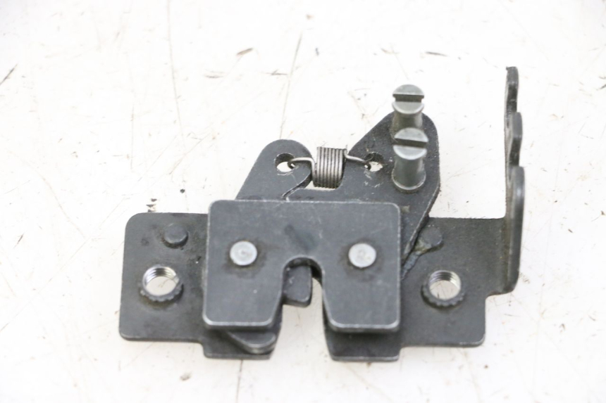 photo de SERRURE DE SELLE PIAGGIO MP3 500 (2014 - 2016)