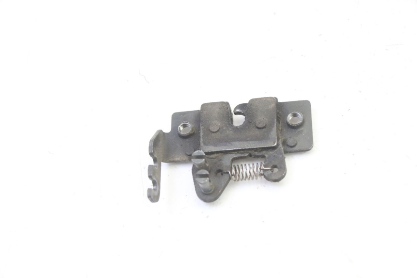 photo de SERRURE DE SELLE PIAGGIO MP3 RL 250 (2007 - 2010)