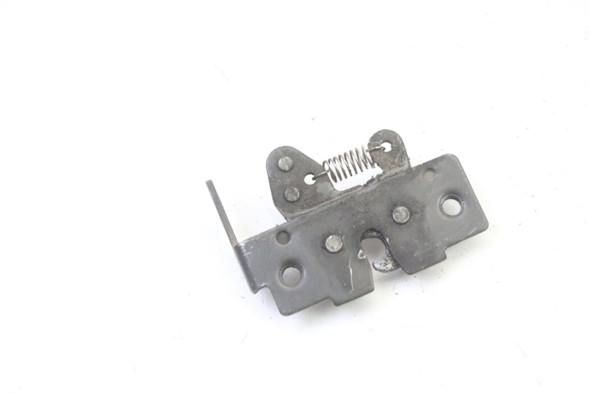 photo de SERRURE DE SELLE PIAGGIO MP3 RL 250 (2007 - 2010)