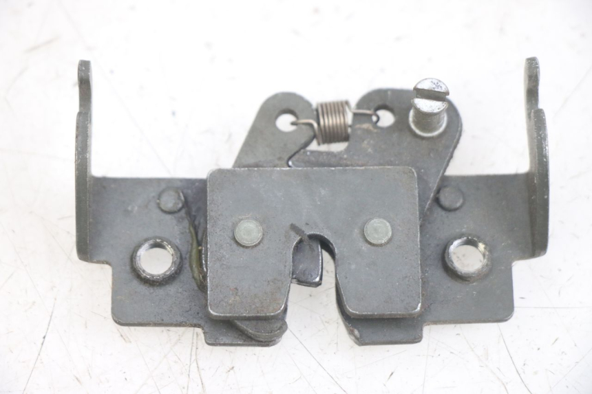 photo de SERRURE DE SELLE YAMAHA NEOS NEO'S 4T 50 (2008 - 2016)