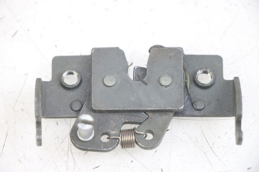 photo de SERRURE DE SELLE YAMAHA NEOS NEO'S 4T 50 (2008 - 2016)