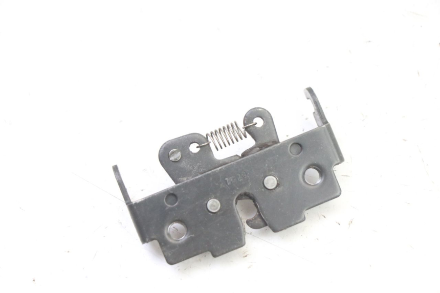 photo de SERRURE DE SELLE PIAGGIO NRG POWER PUREJET 50 (2018 - 2021)