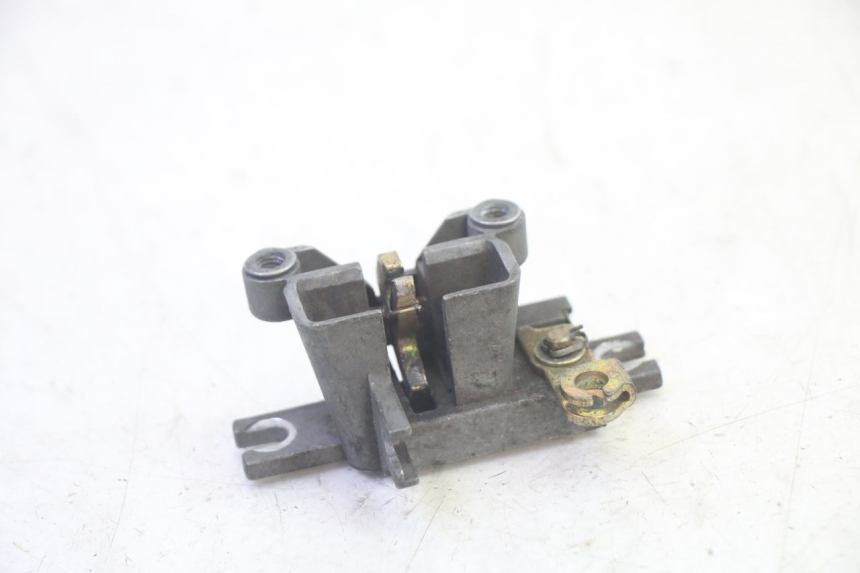 photo de SERRURE DE SELLE SYM ORBIT III 3 4T 50 (2021 - 2025) - Détail de la pièce