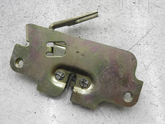 photo de SERRURE DE SELLE PEUGEOT TWEET 4T 50 (2010 - 2014)