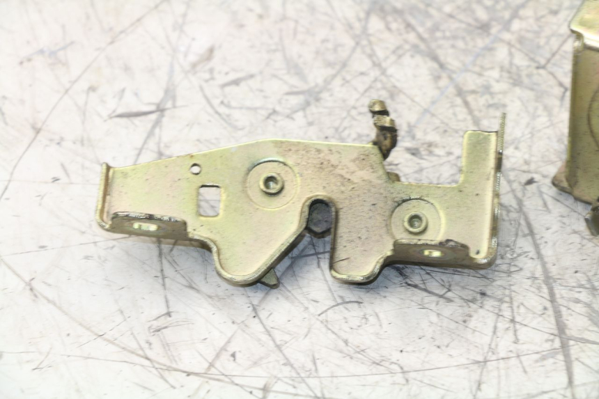 photo de SERRURE DE SELLE REVATTO IMPERATOR 125 (2007 - 2015)