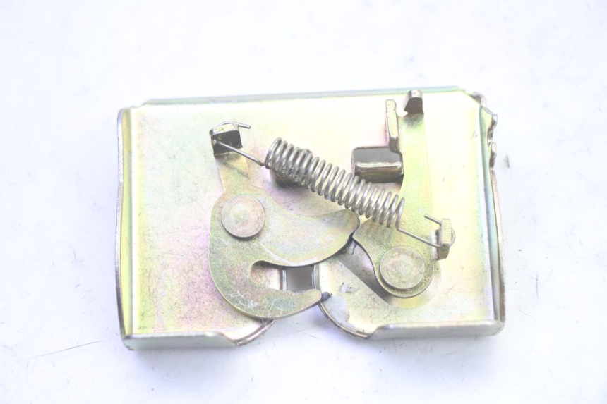 photo de SERRURE DE SELLE JM MOTORS SANTANA EVO 50 (2024 - 2026) - Vue principale