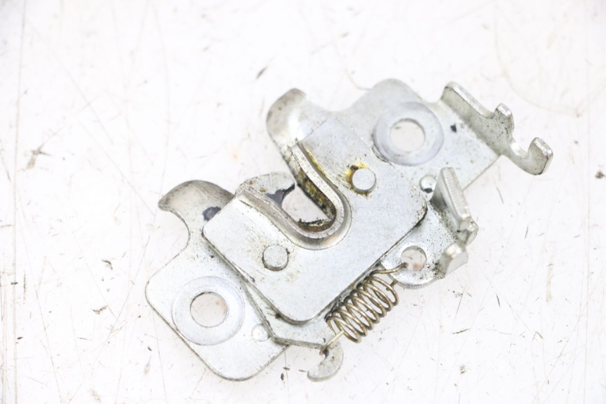 photo de SERRURE DE SELLE JM MOTORS SANTANA 50 (2014 - 2023) - Détail de la pièce