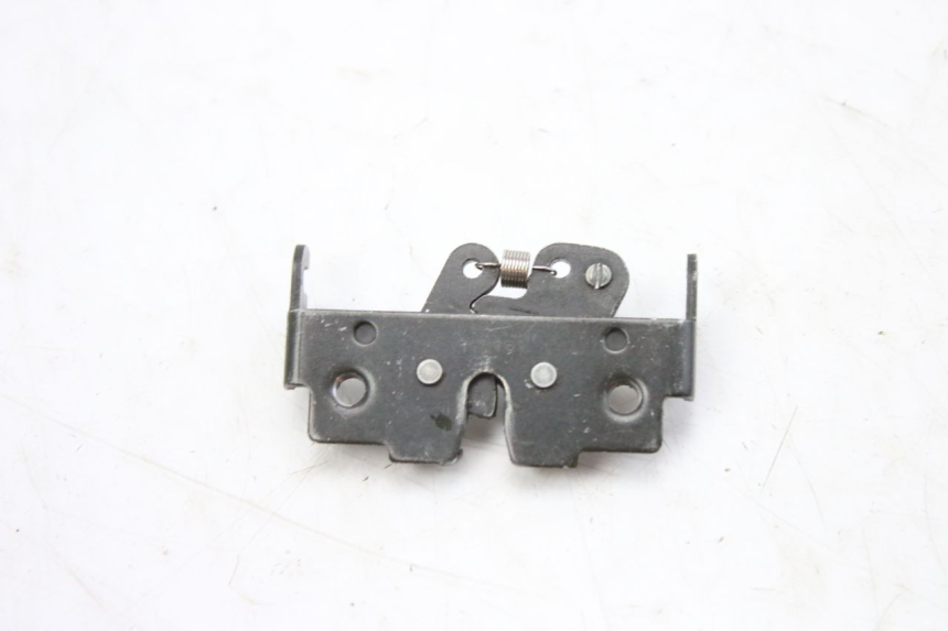 photo de SERRURE DE SELLE APRILIA SR R 2T LC 50 (2018 - 2021)