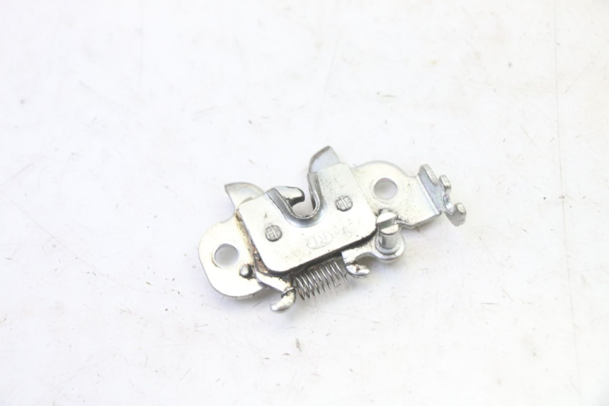 photo de SERRURE DE SELLE PEUGEOT STREETZONE I 2T 50 (2018 - 2020)