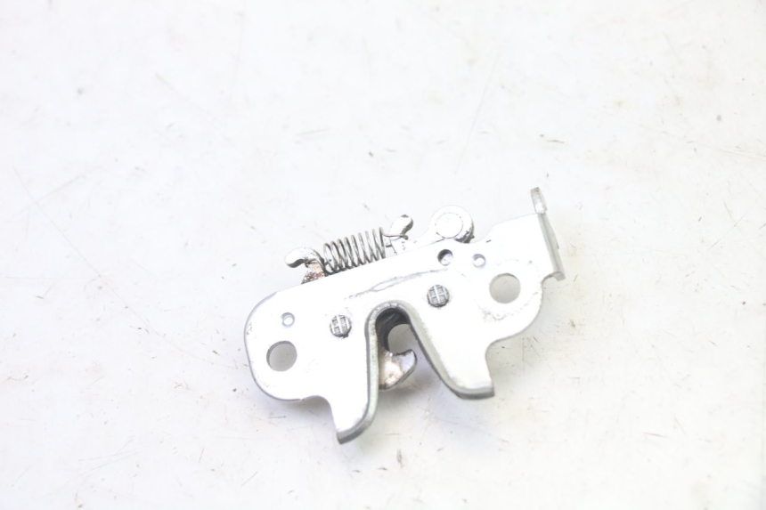 photo de SERRURE DE SELLE PEUGEOT STREETZONE I 2T 50 (2018 - 2020)