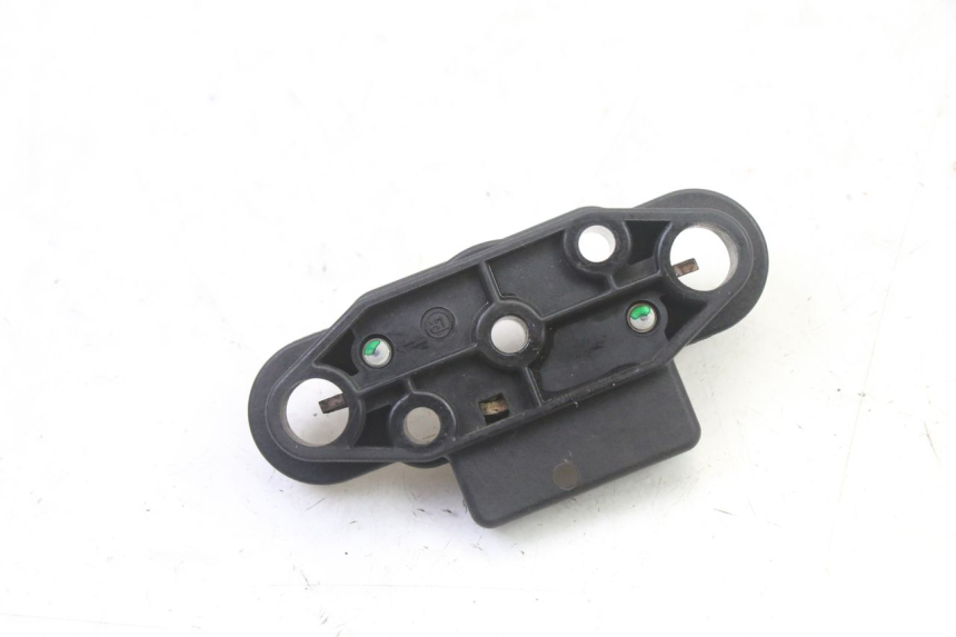 photo de SERRURE DE SELLE SUZUKI SV S 650 (2003 - 2009)